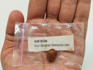 Nur Qudrat Semesta Jati, an amulet for business