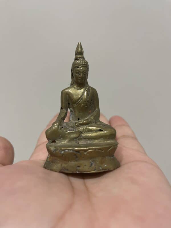 Buddha Statue with Khodam Spirit Entity